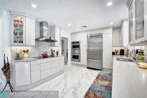 1825 Coral Gardens Drive Wilton Manors FL 33306