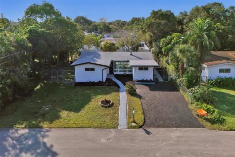 3024 SW 10th Street Fort Lauderdale FL 33312