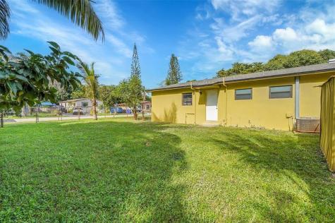 2870 NW 22 Street Fort Lauderdale FL 33311