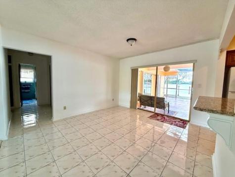 2000 NW 86th Terrace Pembroke Pines FL 33024