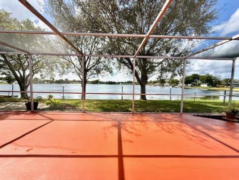2000 NW 86th Terrace Pembroke Pines FL 33024
