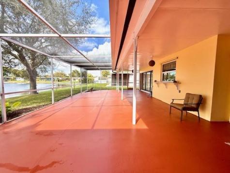 2000 NW 86th Terrace Pembroke Pines FL 33024
