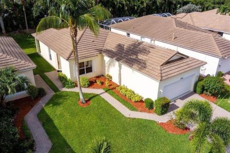 806 SW Rocky Bayou Terrace Saint Lucie West FL 34986