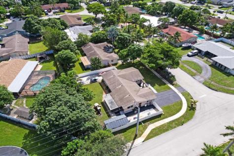 6411 SW 6th Street Margate FL 33068