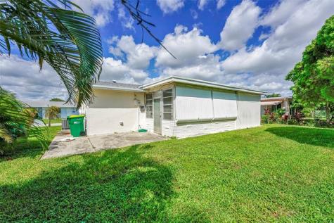 4500 NW 47 Court Tamarac FL 33319