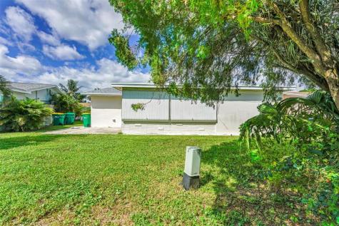 4500 NW 47 Court Tamarac FL 33319
