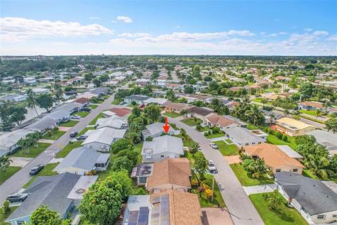 4500 NW 47 Court Tamarac FL 33319