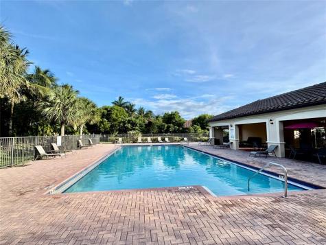 4875 NW 55th Place Tamarac FL 33319
