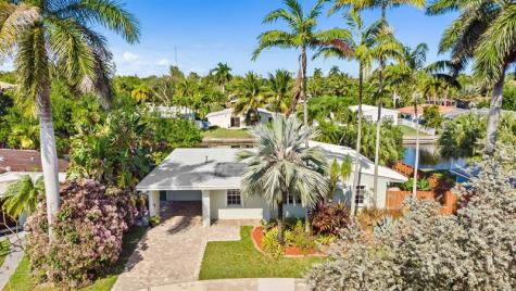 1175 Grant Street Hollywood FL 33019