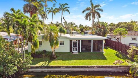 1175 Grant Street Hollywood FL 33019
