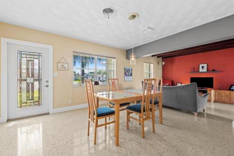 1175 Grant Street Hollywood FL 33019