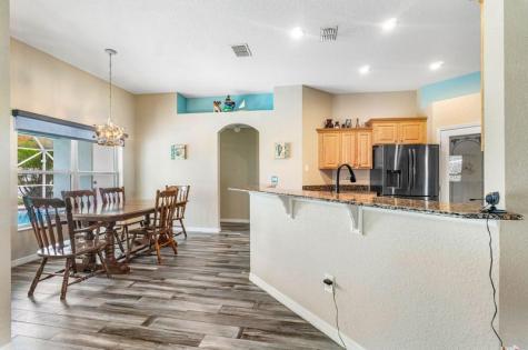 631 SE Stow Terrace Port St Lucie FL 34984