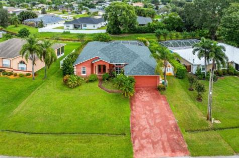 631 SE Stow Terrace Port St Lucie FL 34984