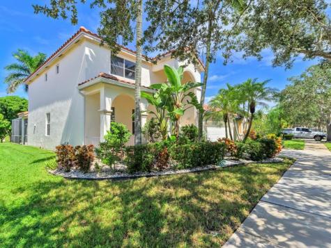 4032 Pinewood Lane Weston FL 33331