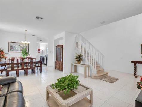 4032 Pinewood Lane Weston FL 33331