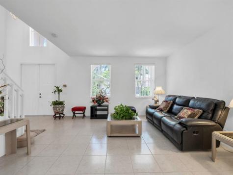 4032 Pinewood Lane Weston FL 33331