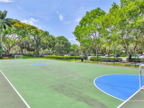 4032 Pinewood Lane Weston FL 33331