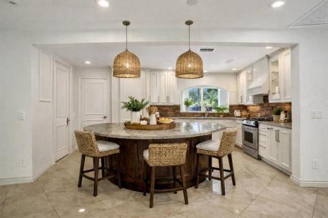 2425 Middle River Drive Fort Lauderdale FL 33305