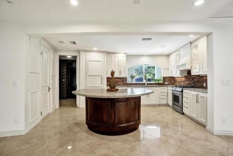 2425 Middle River Drive Fort Lauderdale FL 33305