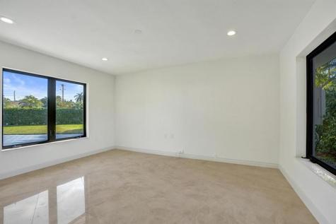 2425 Middle River Drive Fort Lauderdale FL 33305