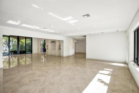 2425 Middle River Drive Fort Lauderdale FL 33305