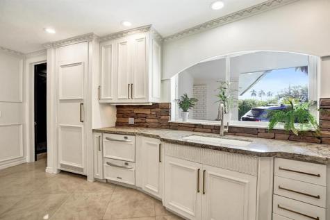 2425 Middle River Drive Fort Lauderdale FL 33305