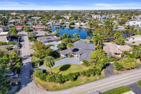 2425 Middle River Drive Fort Lauderdale FL 33305