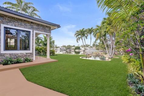 2425 Middle River Drive Fort Lauderdale FL 33305