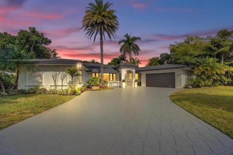 2425 Middle River Drive Fort Lauderdale FL 33305