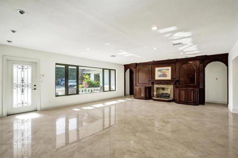 2425 Middle River Drive Fort Lauderdale FL 33305