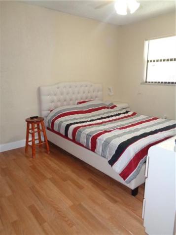 9571 Sunset Strip Sunrise FL 33322
