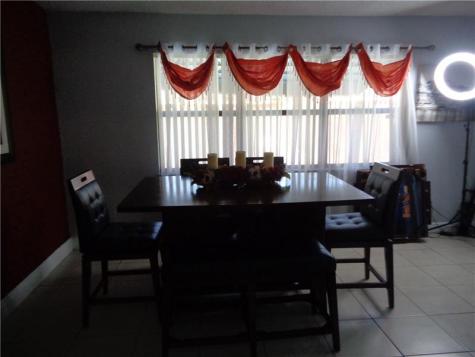 9571 Sunset Strip Sunrise FL 33322