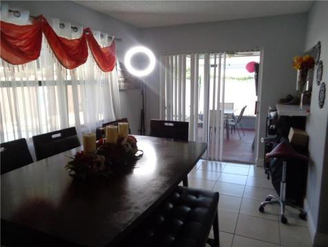 9571 Sunset Strip Sunrise FL 33322