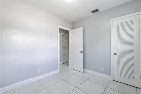 5961 NW 42nd Avenue Fort Lauderdale FL 33319