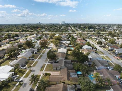 10955 NW 27th Street Sunrise FL 33322