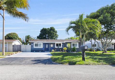 524 SW 72nd Avenue North Lauderdale FL 33068
