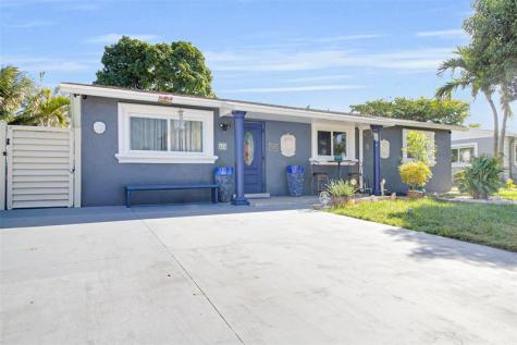 524 SW 72nd Avenue North Lauderdale FL 33068