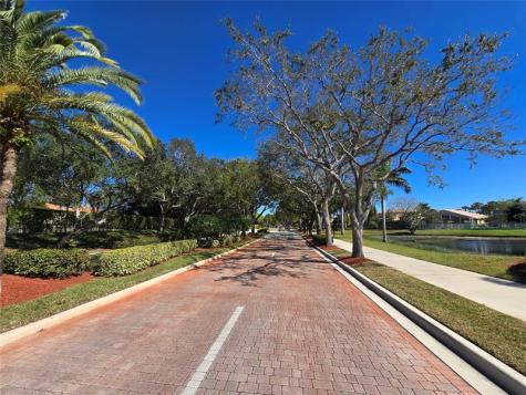 7082 Middlebury Drive Boynton Beach FL 33436