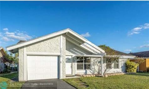 1320 SW 82nd Terrace North Lauderdale FL 33068