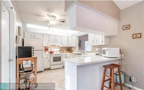 1320 SW 82nd Terrace North Lauderdale FL 33068