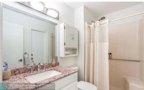 1320 SW 82nd Terrace North Lauderdale FL 33068
