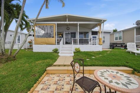 5555 Lakeshore Drive Fort Lauderdale FL 33312