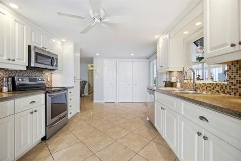 5555 Lakeshore Drive Fort Lauderdale FL 33312