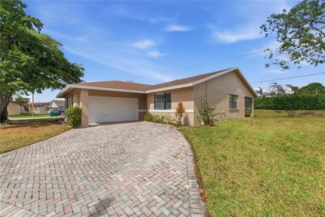 7520 NW 88th Terrace Tamarac FL 33321