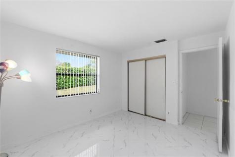 7520 NW 88th Terrace Tamarac FL 33321