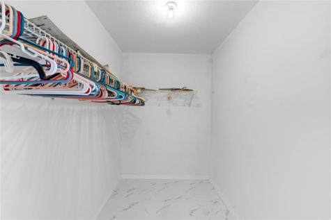 7520 NW 88th Terrace Tamarac FL 33321