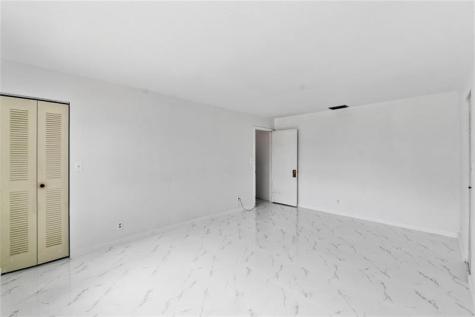 7520 NW 88th Terrace Tamarac FL 33321