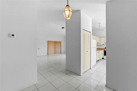 7520 NW 88th Terrace Tamarac FL 33321