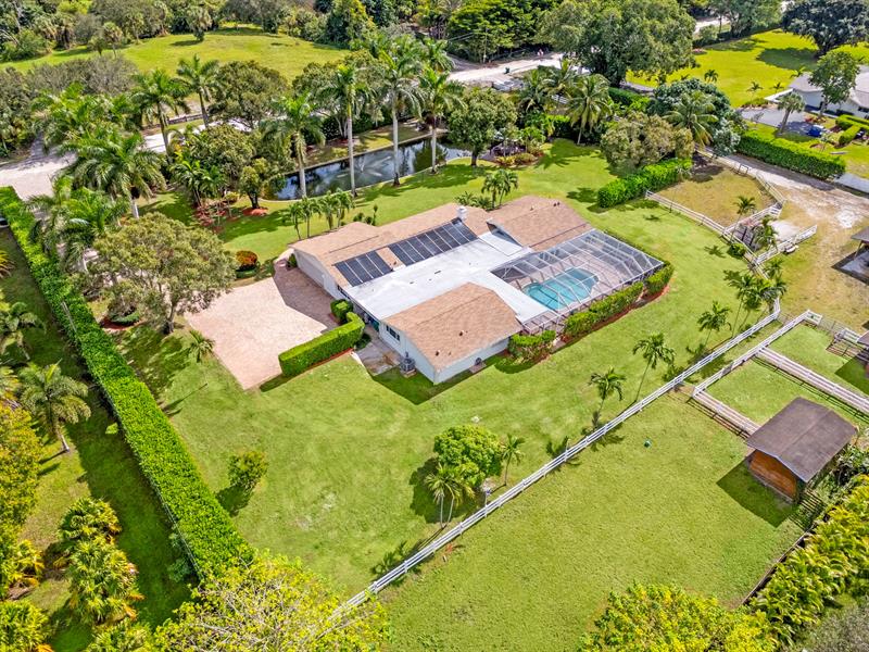 7447 NW 82nd Terrace Parkland FL 33067