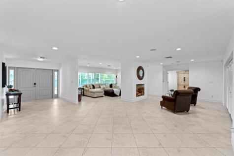 7447 NW 82nd Terrace Parkland FL 33067